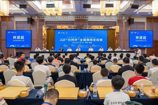 青青操国产在线