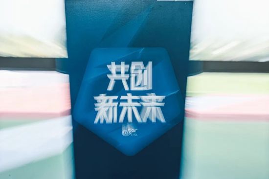 惩罚哭喊抽打花蒂疼痛蹂躏漫画人