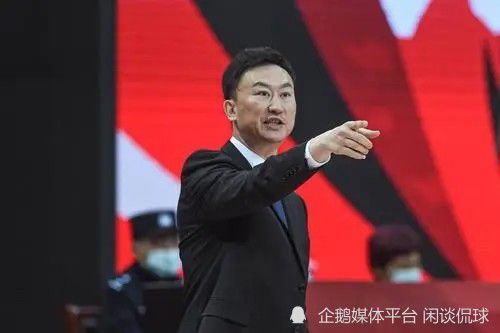 亚洲成人动漫在线观看